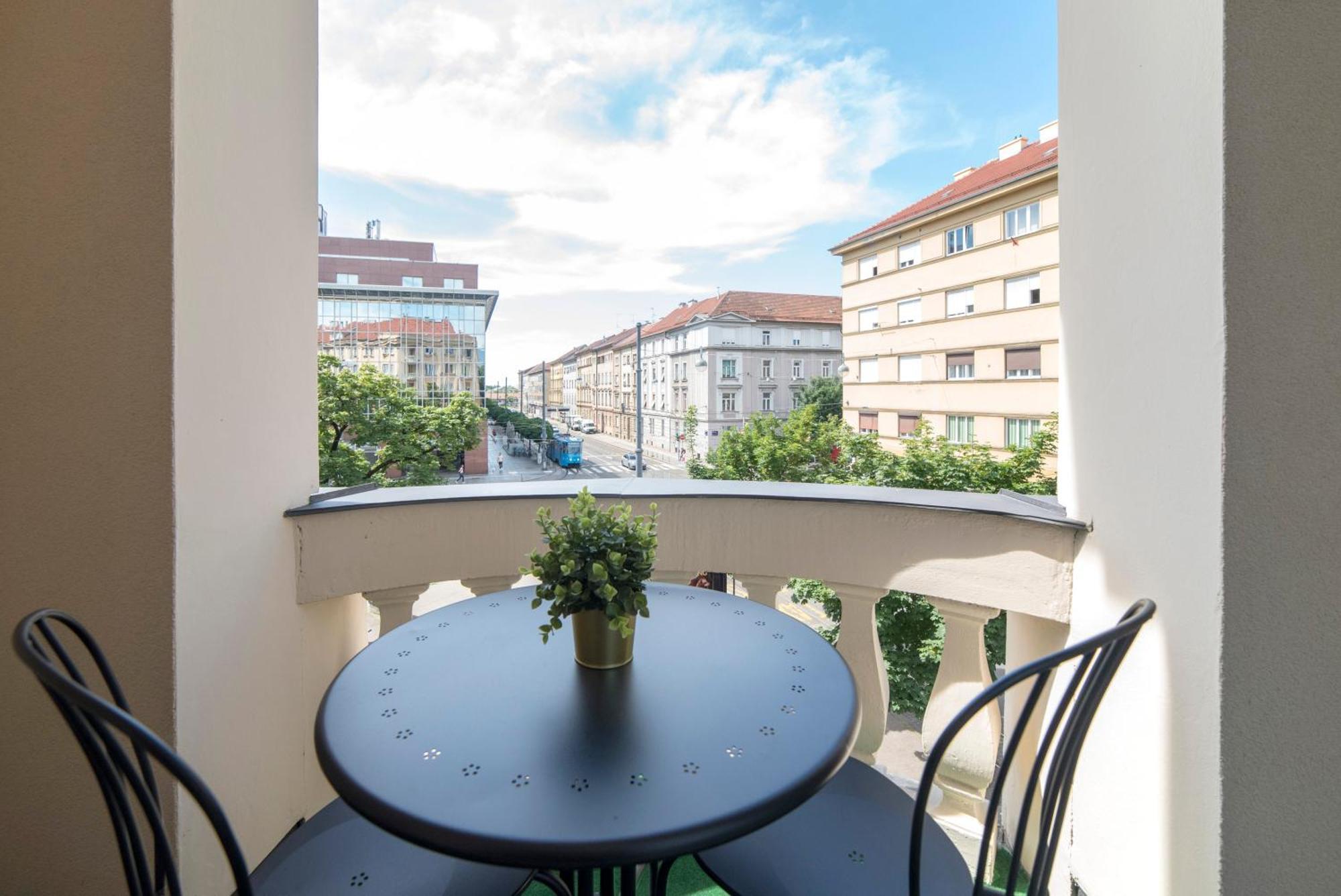 זאגרב Evita Accommodation מראה חיצוני תמונה